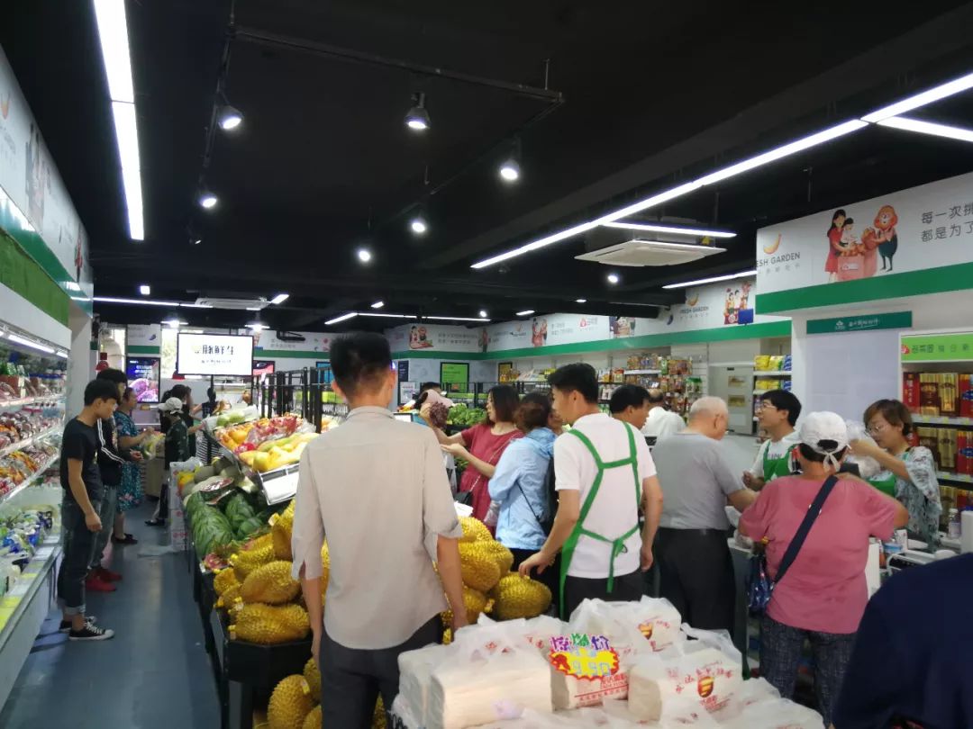 年底开到120家，不一样的社区生鲜玩法，云菜园熊彬：生鲜最后还得靠熬！